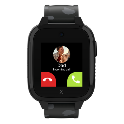 Black smartwatch displaying an incoming call from 'Dad' shown on a vibrant touchscreen interface with clear call-answer options.